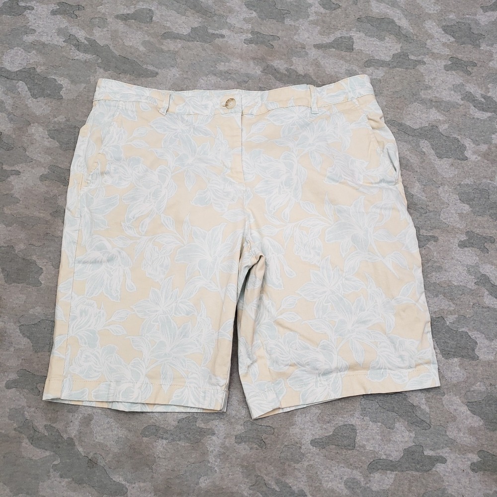 Tommy Bahama Shorts Womes 35 Beige Pockets Casual